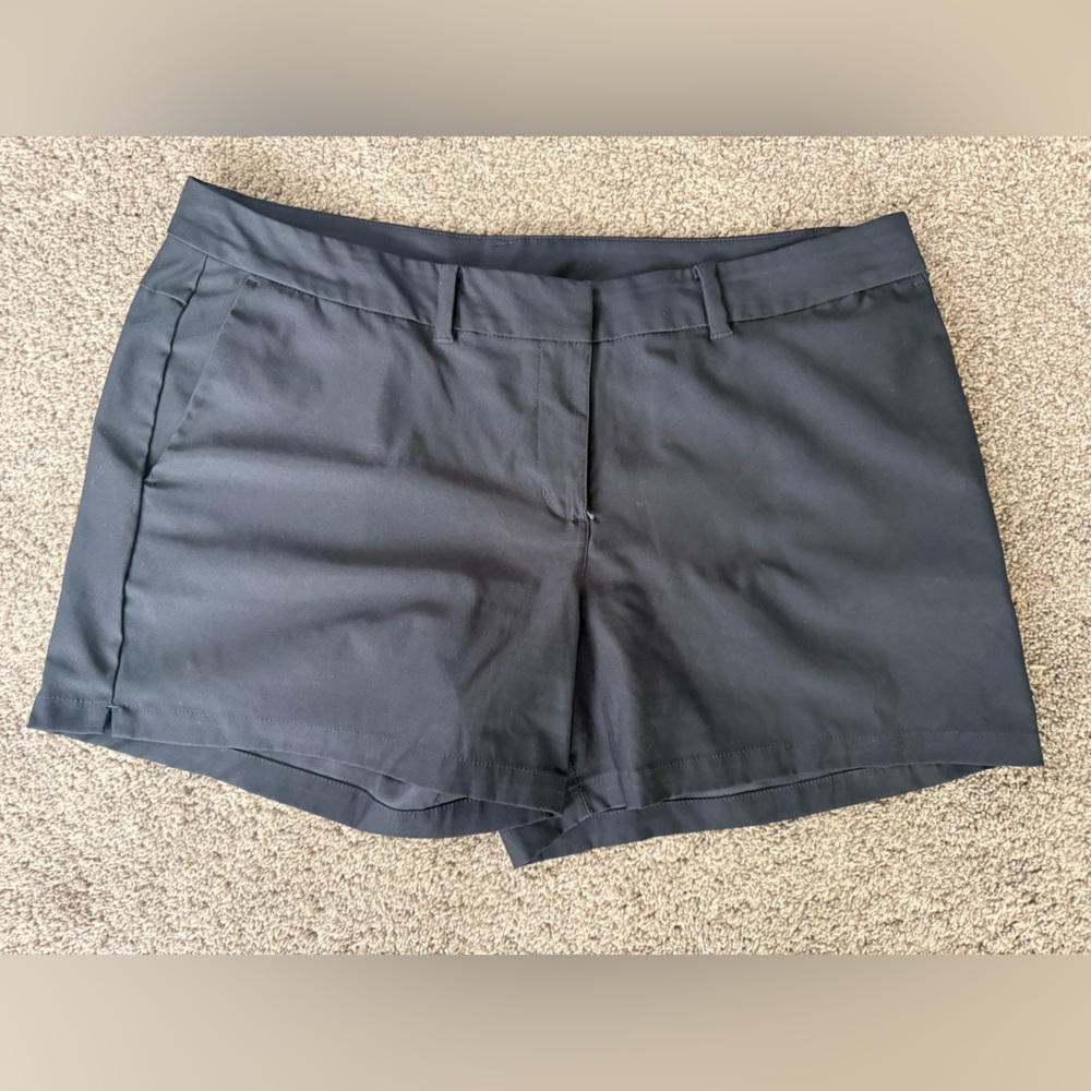 Women’s Nike Golf Dri-FIT Black Shorts